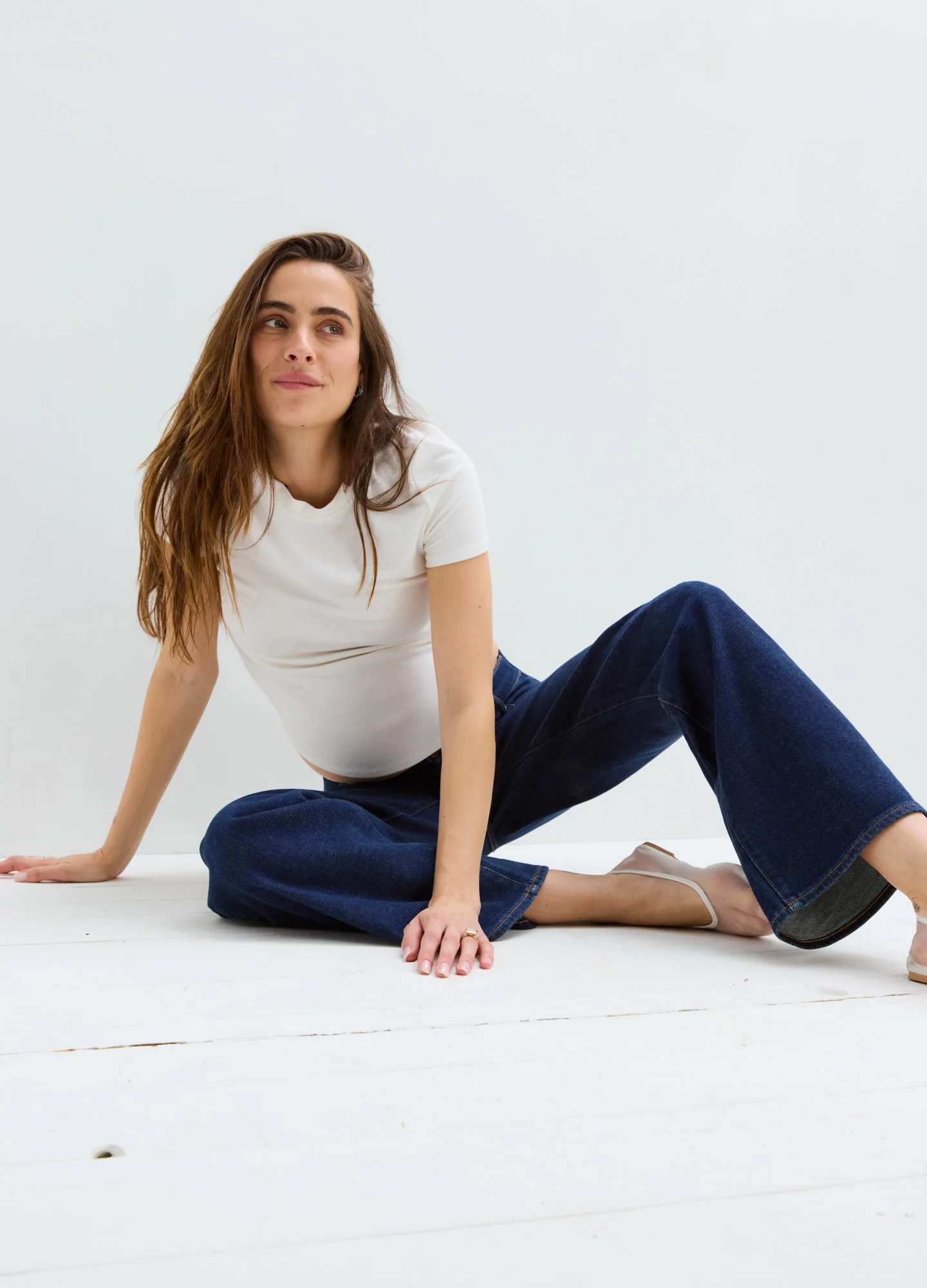 The Relaxed Wide Leg Maternity Jean