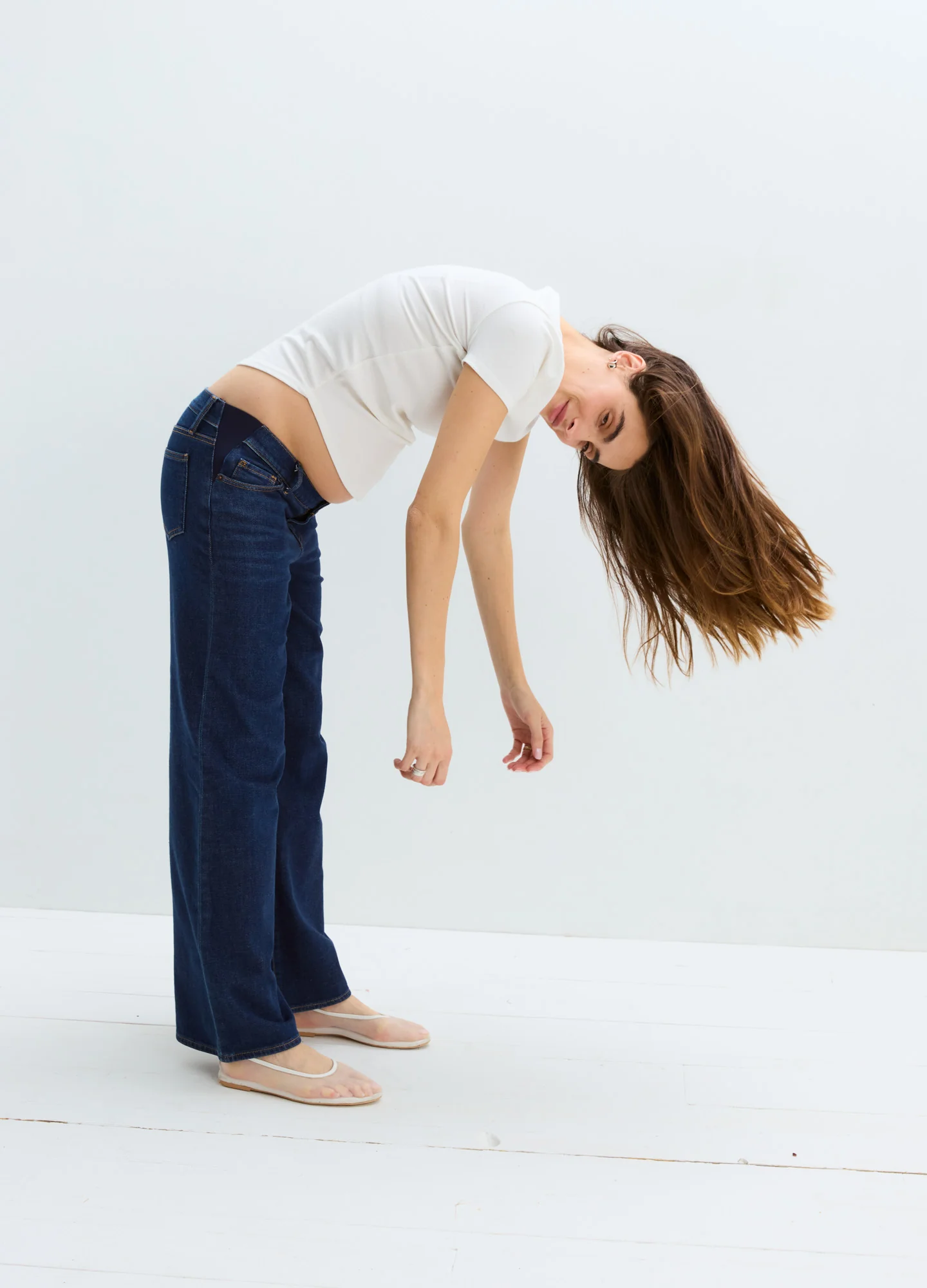 The Relaxed Wide Leg Maternity Jean