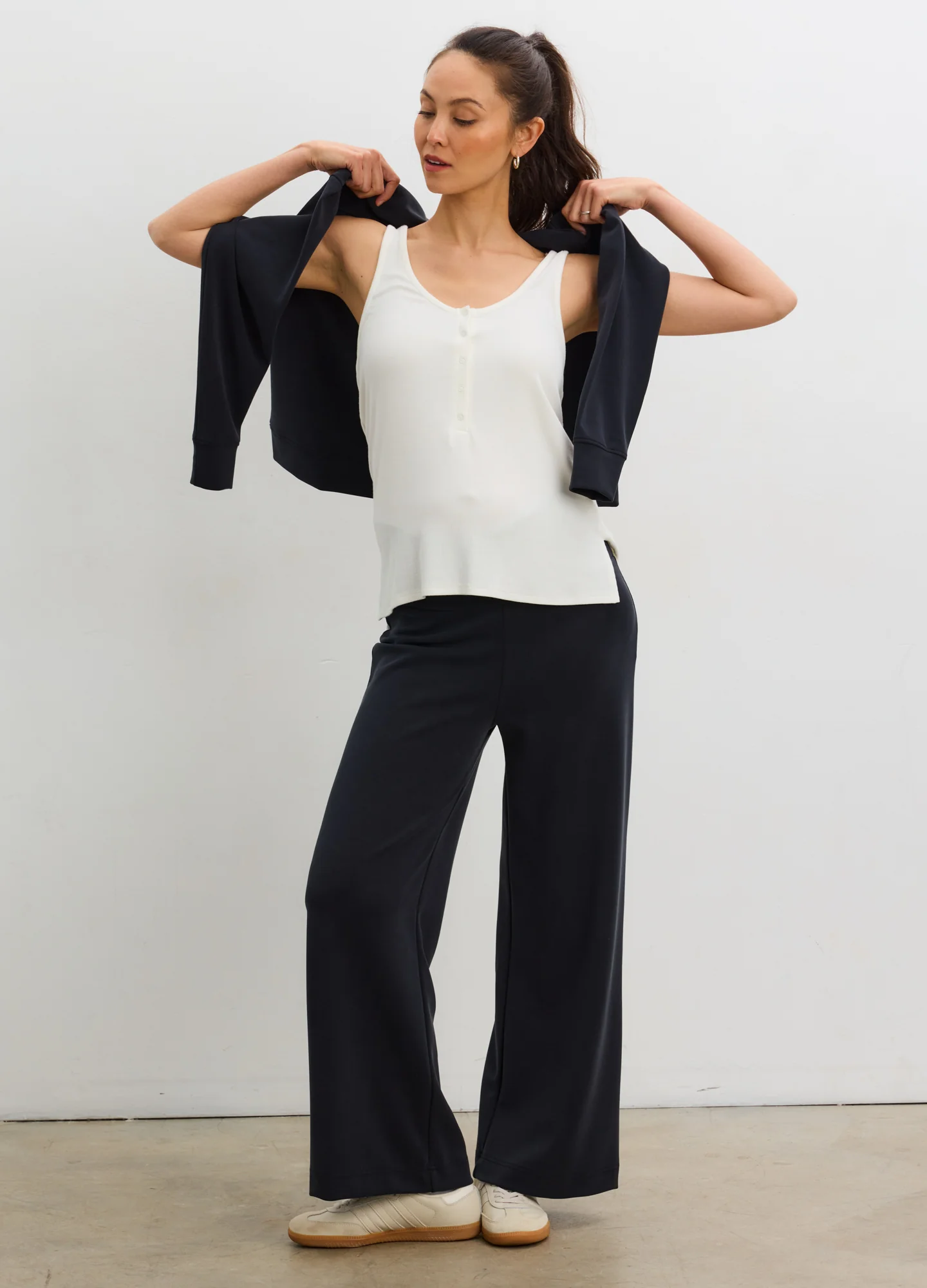 1149-the-cloudease-travel-over-under-pant-2.webp The Cloudease Travel Over Under Pant