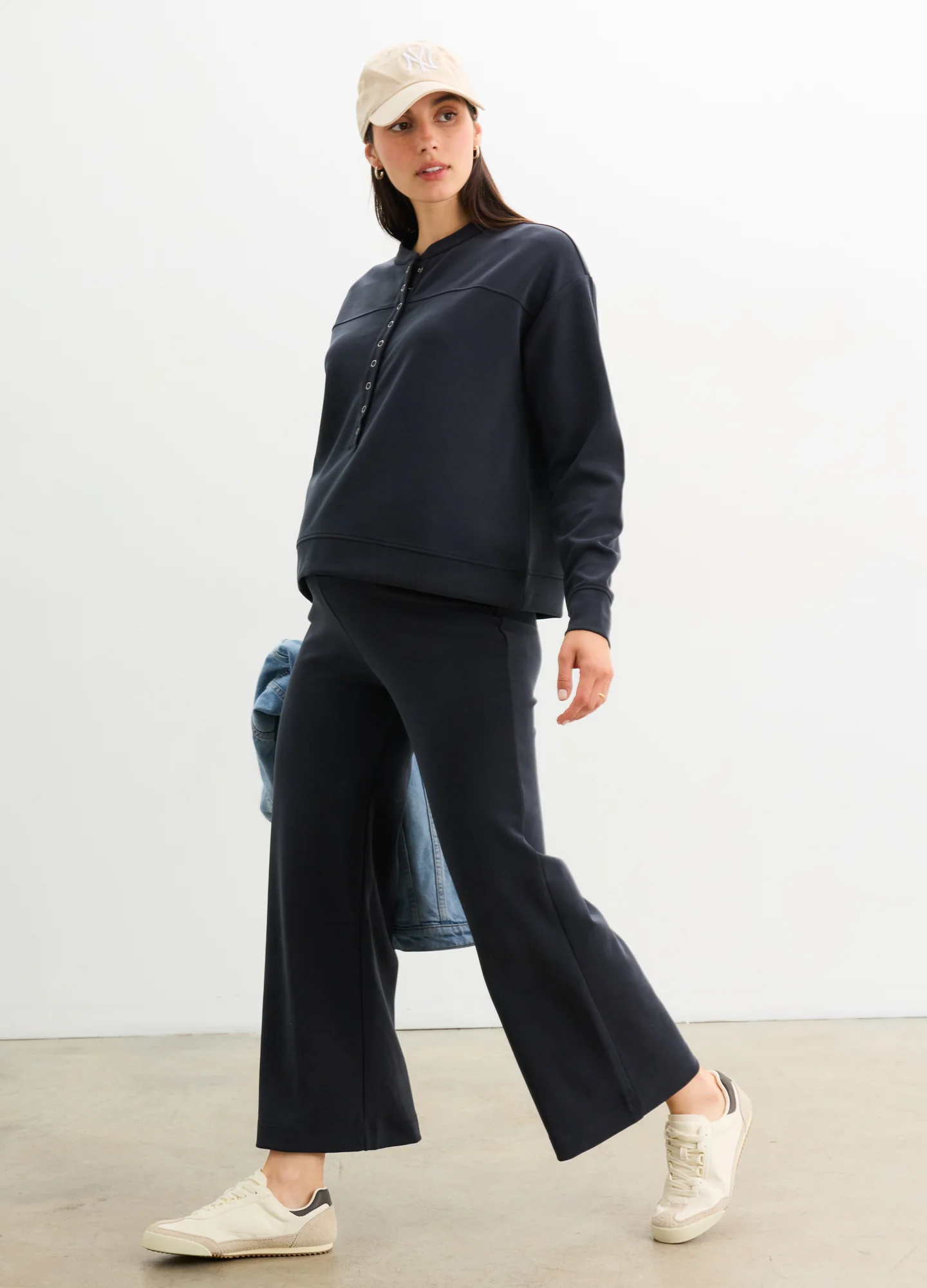 1149-the-cloudease-travel-over-under-pant-3.webp The Cloudease Travel Over Under Pant