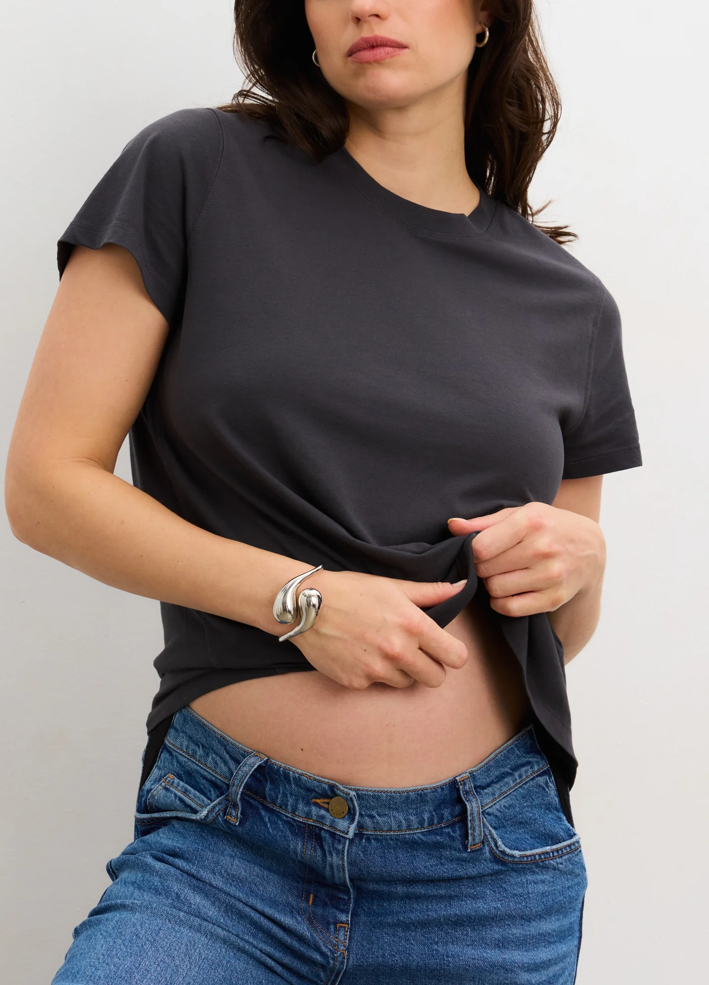 1162-washed-black-xs-washed-black-xs-variation-1.webp The Washed Cotton Short Sleeve Crew Tshirt