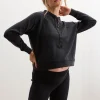 The Cloudease Travel Nursing Pullover