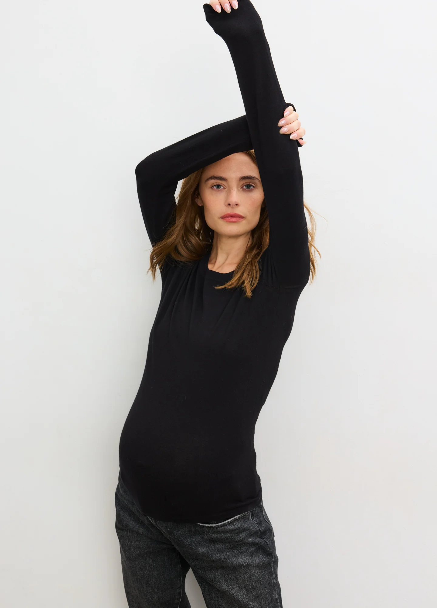 1372-the-softsculpt-knit-long-sleeve-tee-3.webp The Softsculpt Knit Long Sleeve Tee