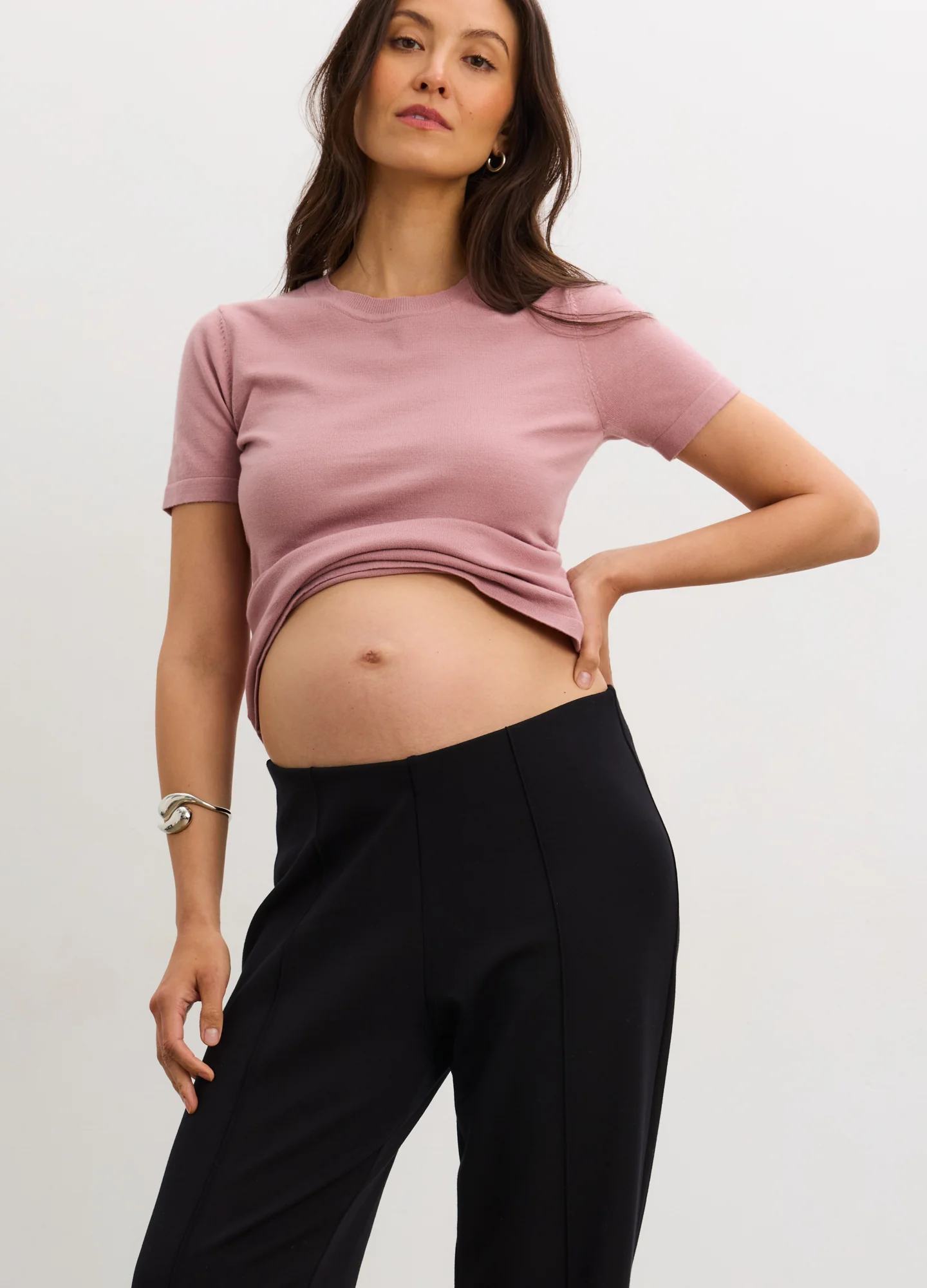 1384-the-softsculpt-knit-tee-2.webp The Softsculpt Knit Tee