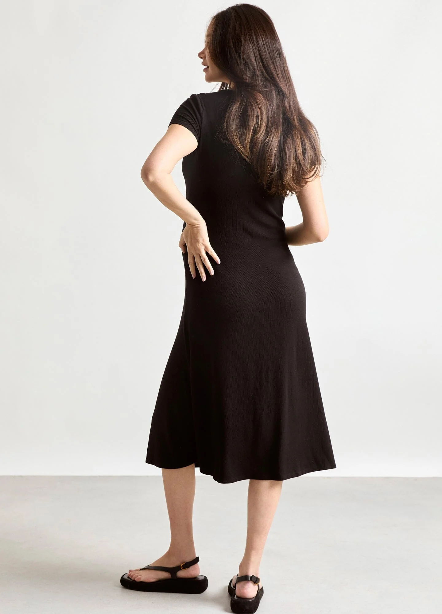 1438-the-softest-rib-nursing-midi-dress-3.webp The Softest Rib Nursing Midi Dress