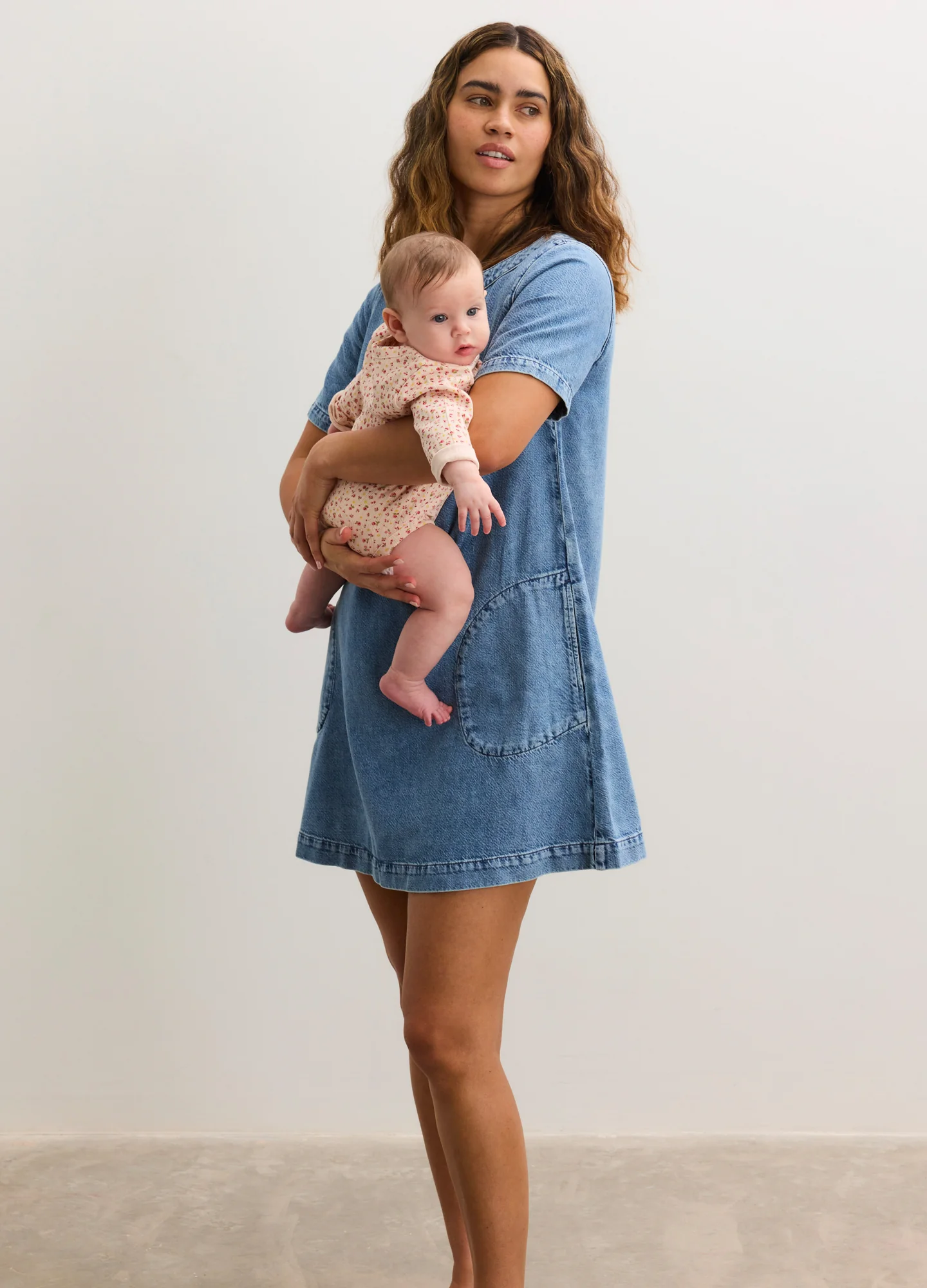 160-vintage-dream-blue-s-vintage-dream-blue-s-variation-5.webp The Mama Denim Dress
