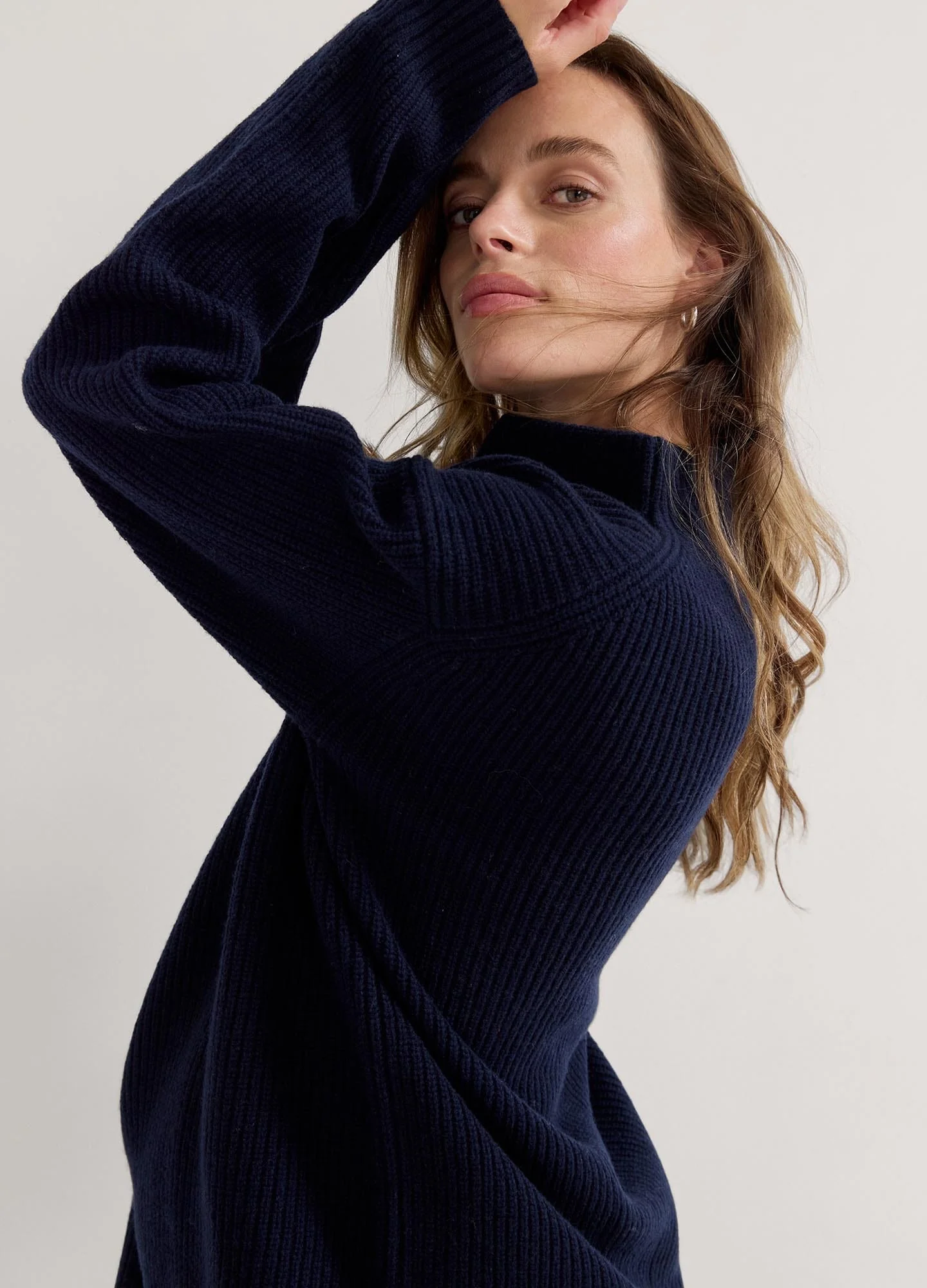 1657-the-cozy-shaker-turtleneck-4.webp The Cozy Shaker Turtleneck