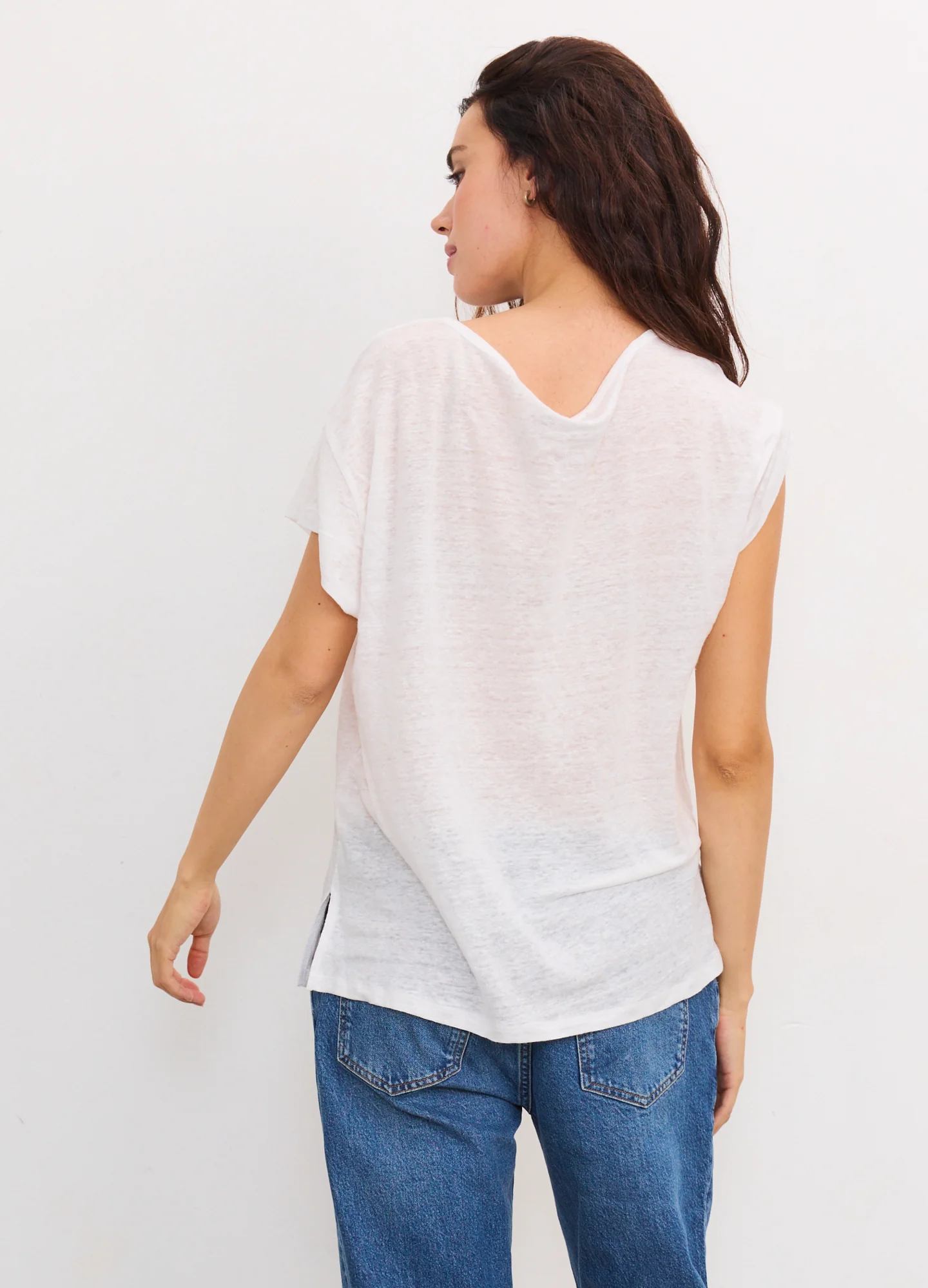The Everyday Linen Tee