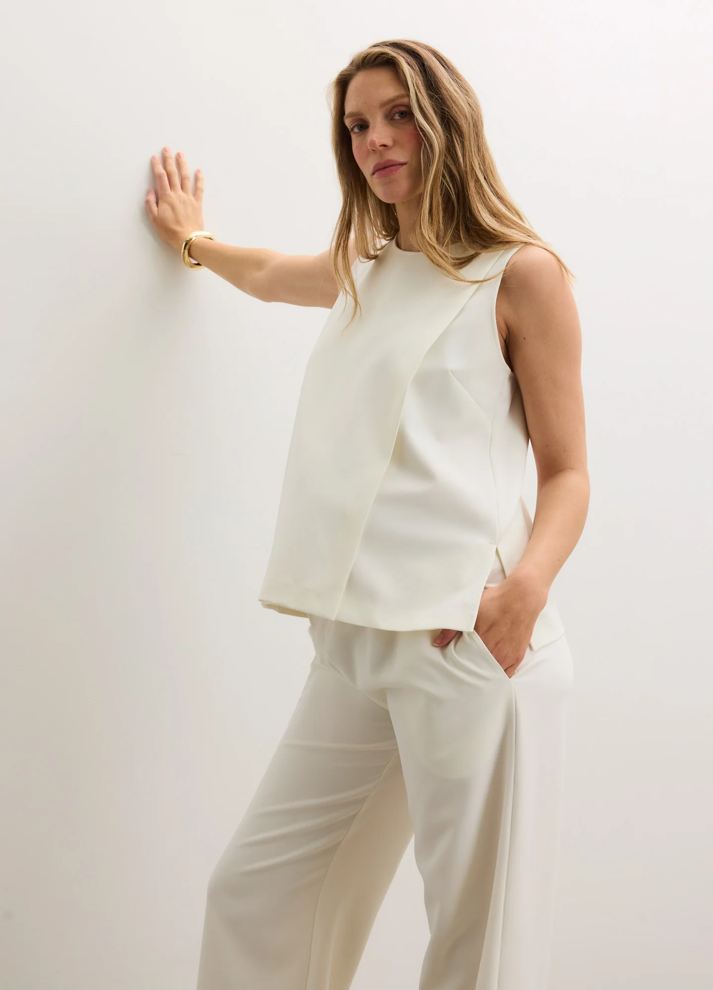 191-white-xs-white-xs-variation-5.webp The Polished Secret Nursing Tank