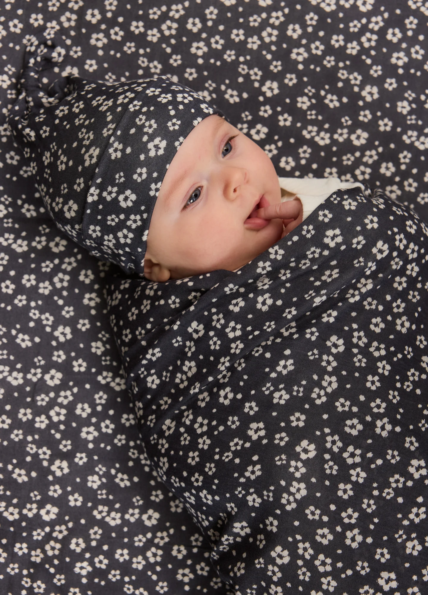 Hatch X Solly Baby Swaddle Hat Set