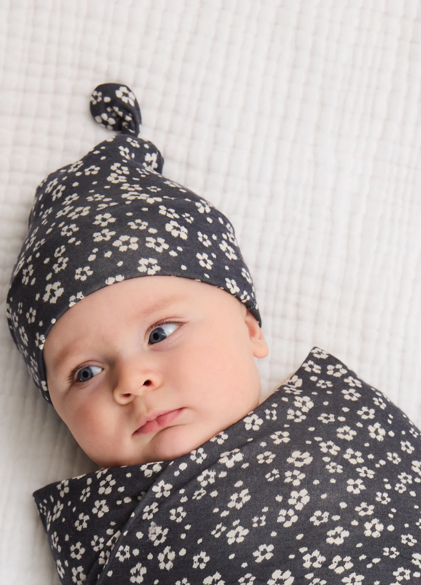 Hatch X Solly Baby Swaddle Hat Set