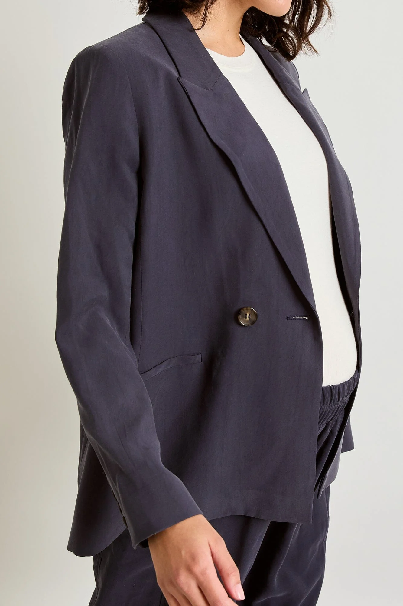 2156-the-soft-tailored-twill-blazer-4.webp The Soft Tailored Twill Blazer