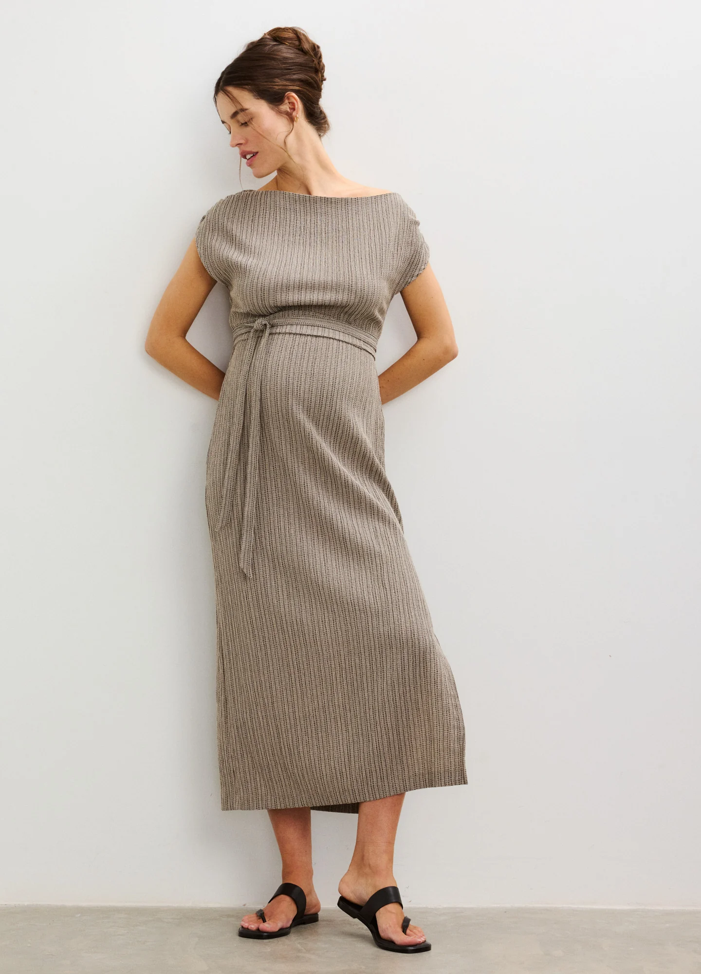 559-the-maeve-dress-4.webp The Maeve Dress