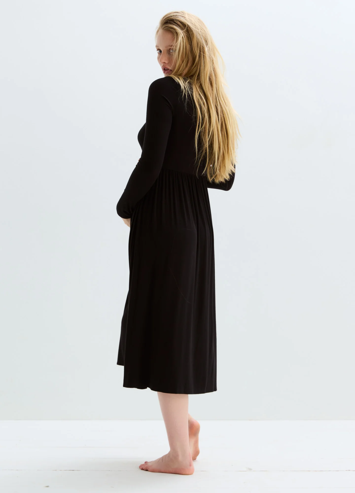 782-the-softest-rib-nursing-dress-5.webp The Softest Rib Nursing Dress
