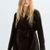 835-the-robe-3.webp The Robe