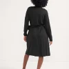 851-the-robe-4.webp The Robe